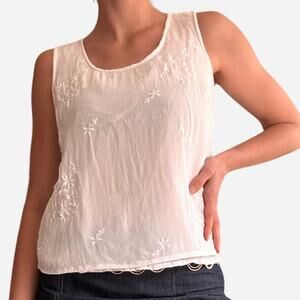 Amanda Smith embroidered vintage floral white tank top slightly cropped - size S